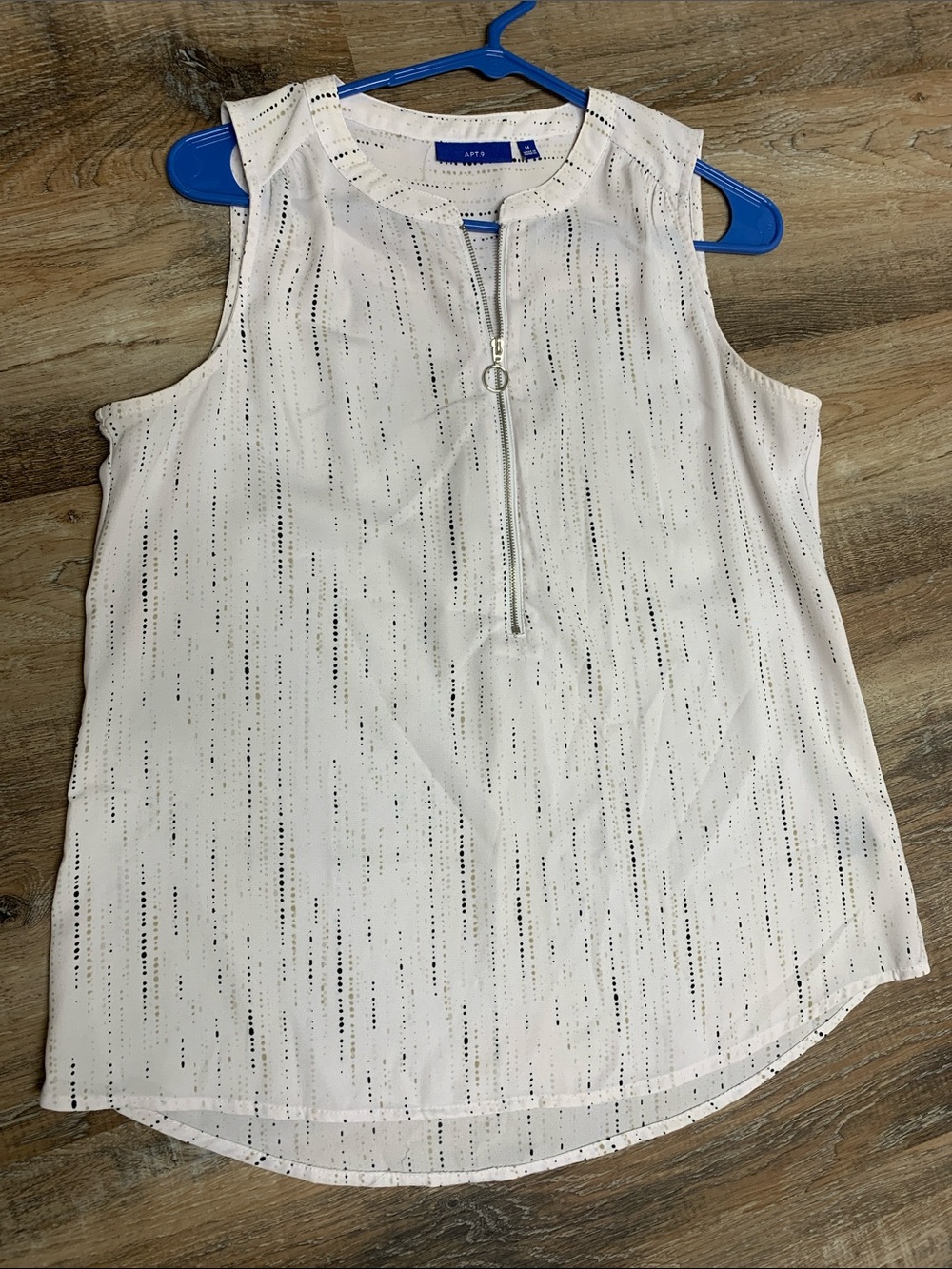 Apt. 9 White Sleeveless Zip-Front Camisole with Metallic Stripe Detail